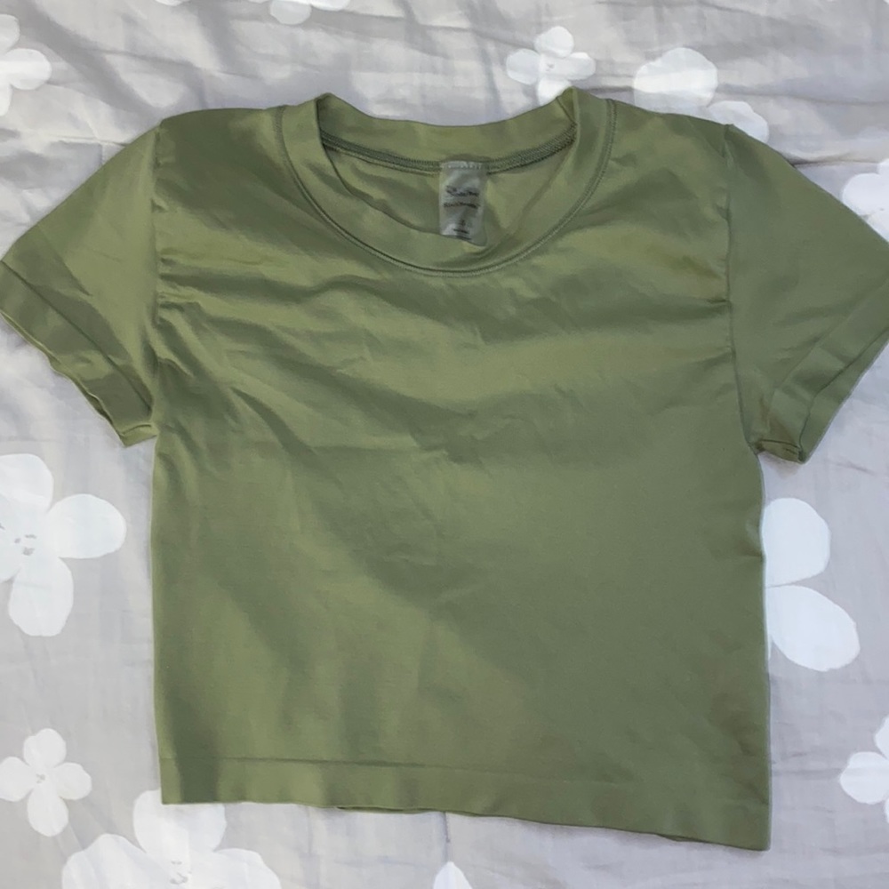 Sunday Best SinchSeamless Tee